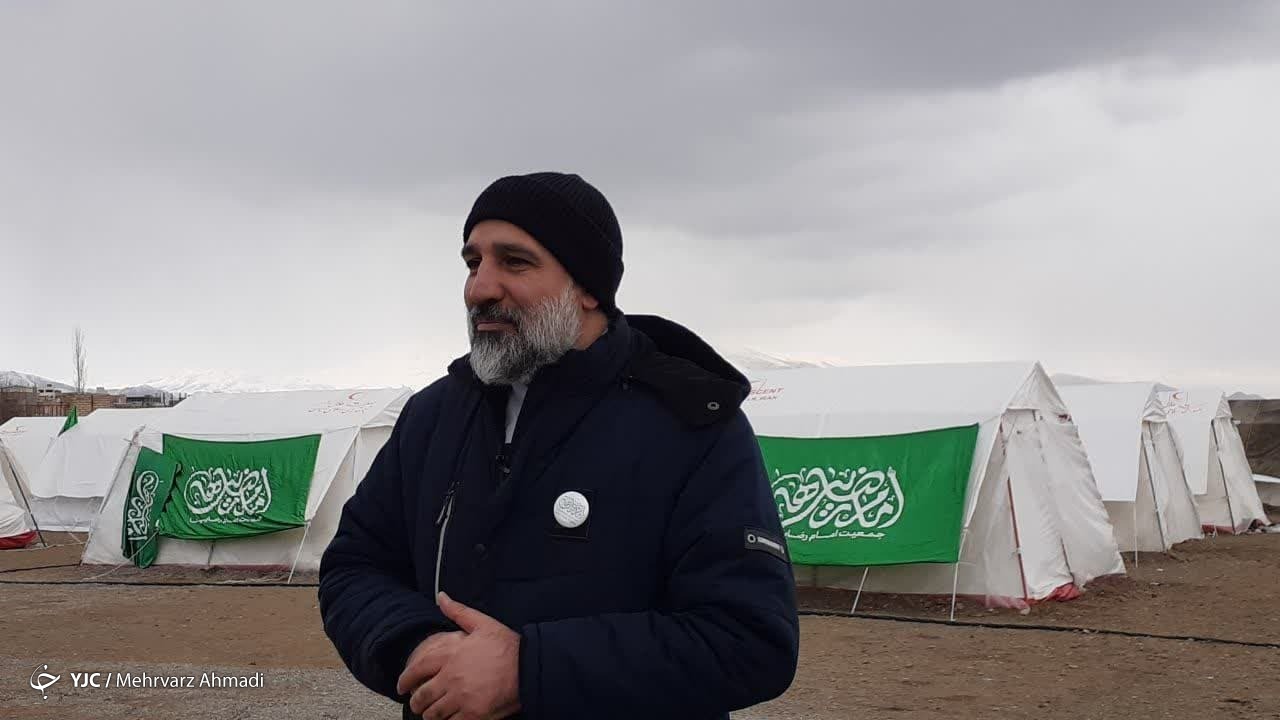 جمعیت امام رضایی‌ها نیز به کمک زلزله زدگان خوی آمد
