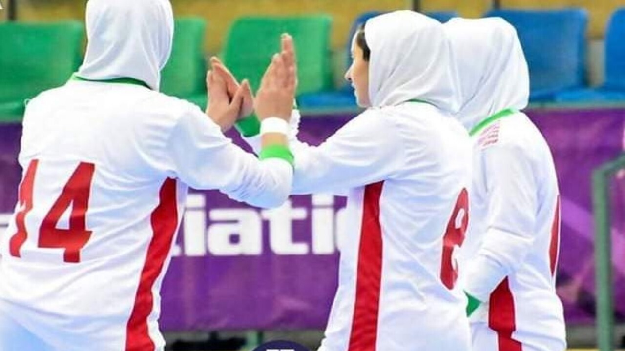 رقابت چهارجانبه فوتسال بانوان بین ایرانی و افغانستانی برگزار شد + فیلم