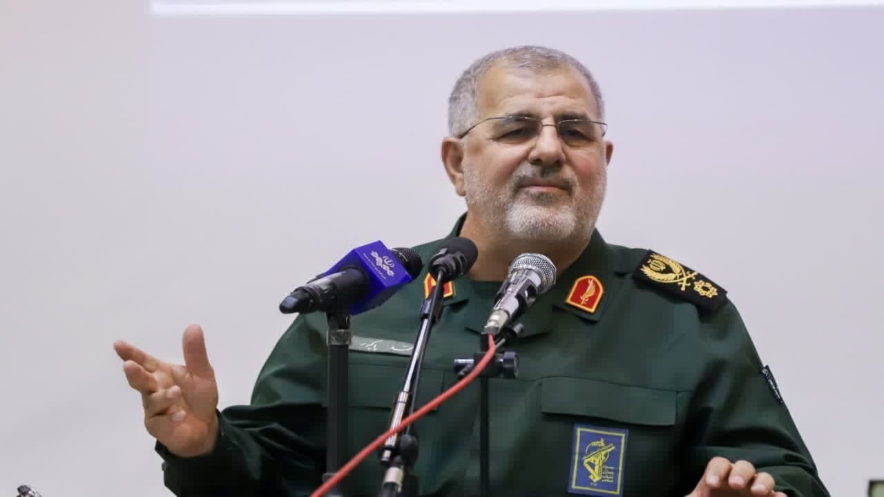 ۲۲ بهمن، ملت ایران ضربه محکمی به دشمنان در عرصه جنگ ترکیبی خواهند زد