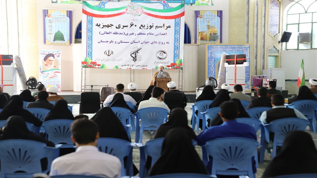 امام جمعه زاهدان: انقلاب اسلامی ایران معجزه قرن بود