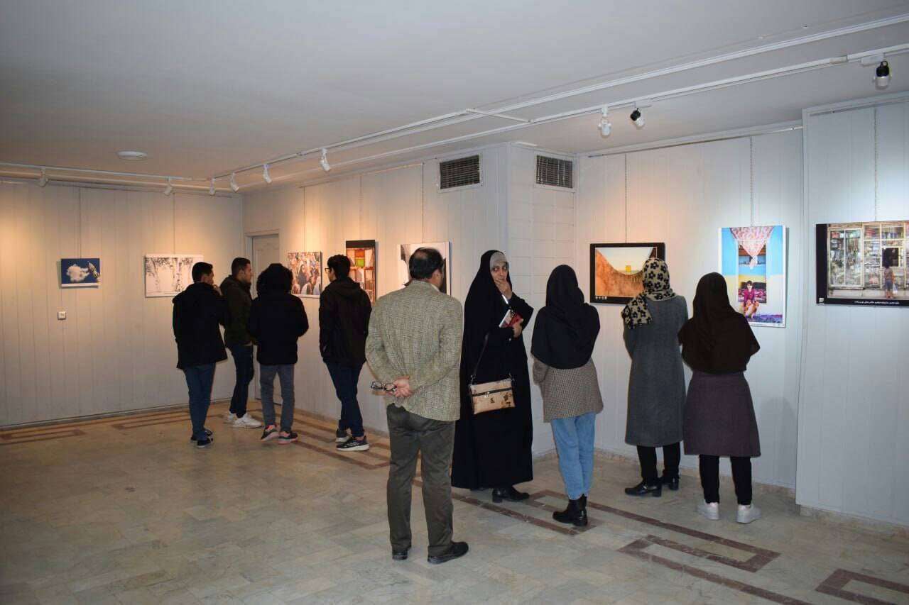 نمایشگاه عکس