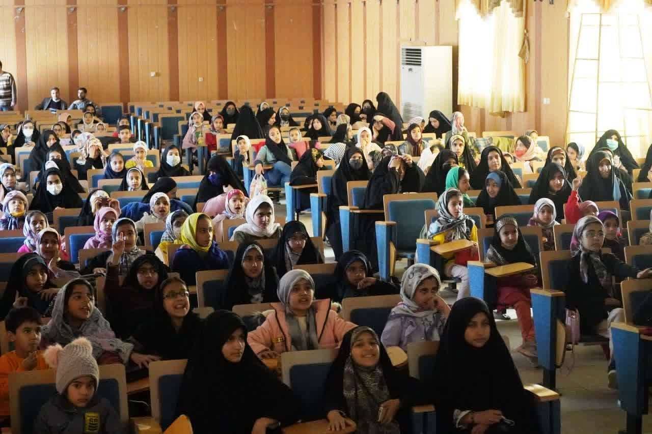 اکران فیلم لوپتو با طعم همدلی در بشرویه + تصاویر