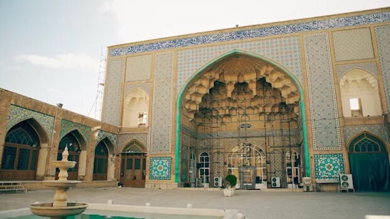 مسیر دسترسی به مسجد جامع قم بهسازی می‌شود