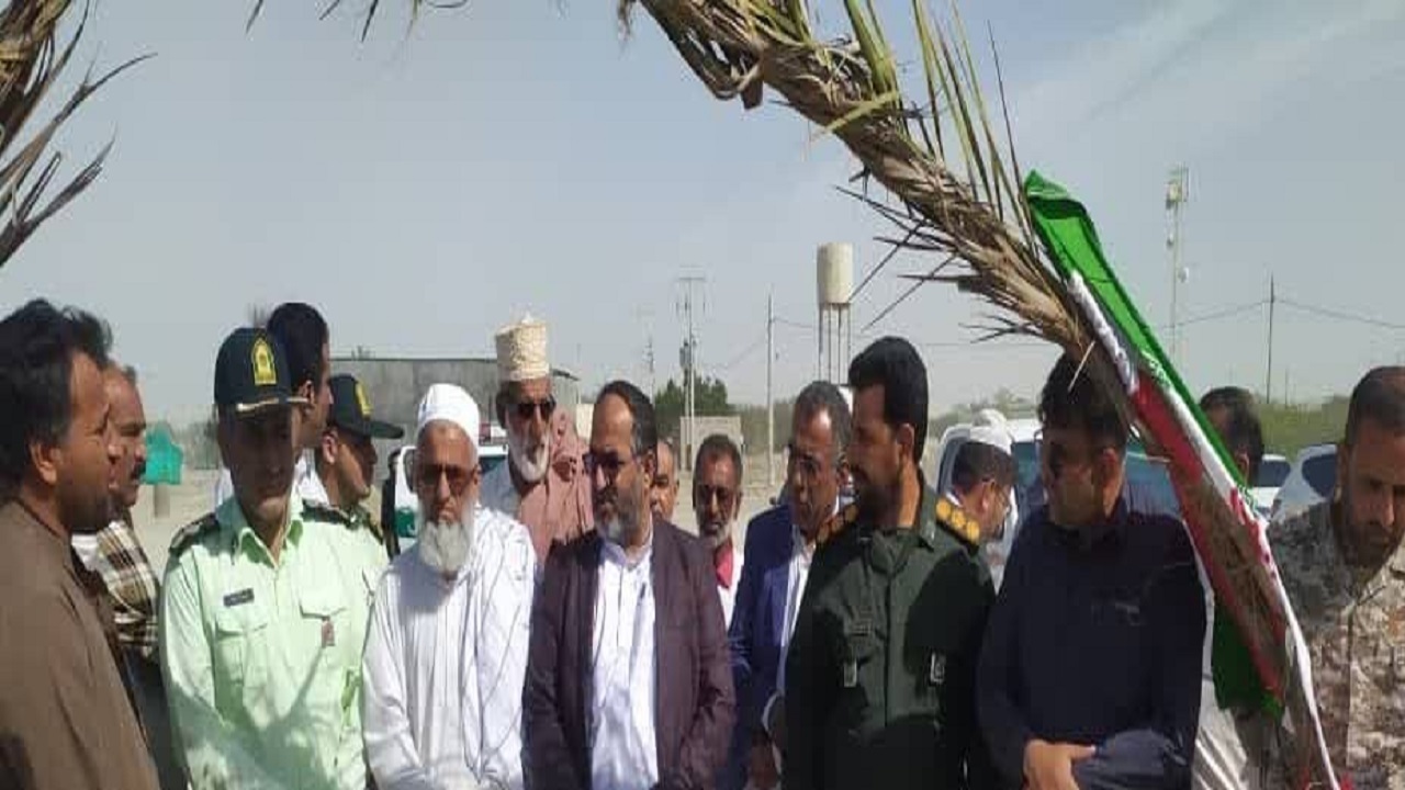 ۲۱ طرح در کنارک افتتاح و کلنگ زنی شد