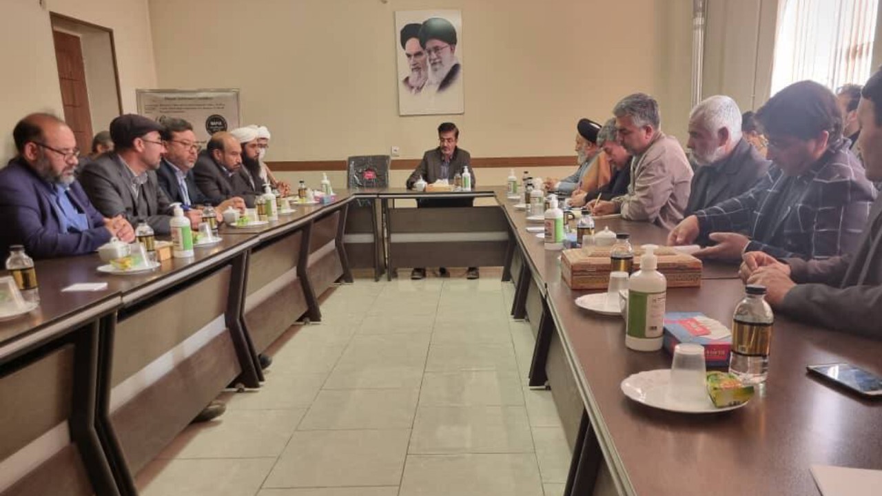 دیدار جمعی از مهاجرین با مدیر کل اتباع اصفهان + تصاویر