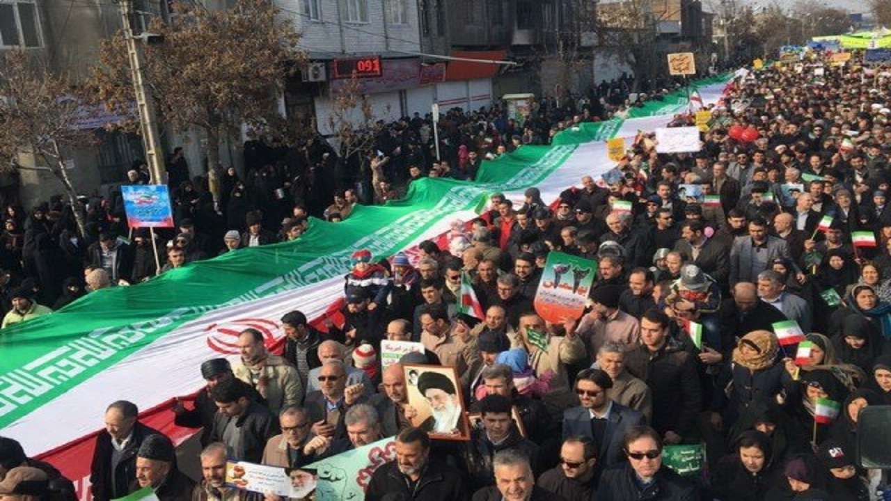 راهپیمایی در شهرهای مختلف البرز
