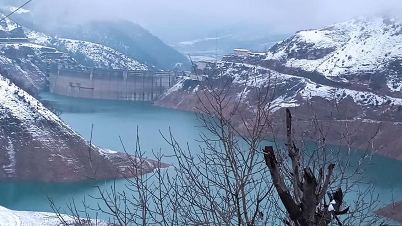 بزرگترین سد مازندران سفید پوش شد + فیلم