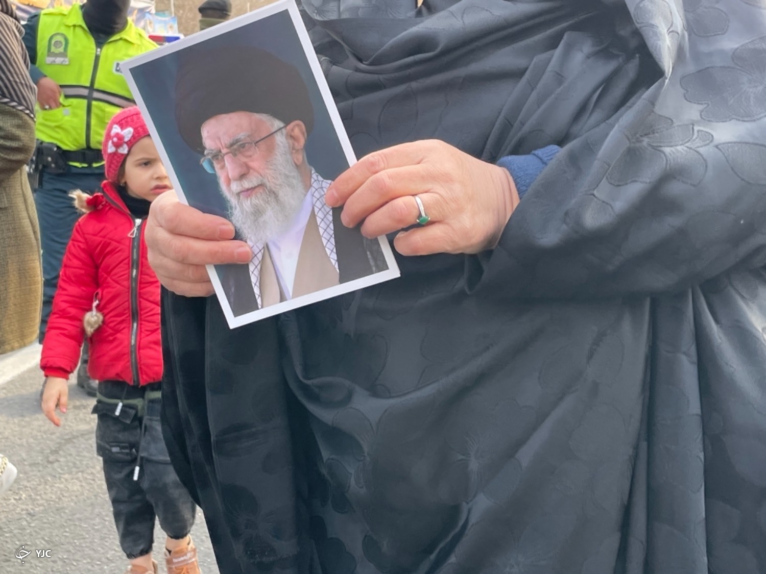 جشن پیروزی انقلاب آغاز شد + فیلم و تصاویر