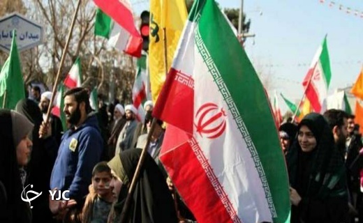 راهپیمایی مردم قم در ۲۲ بهمن ۱۴۰۱+ تصاویر
