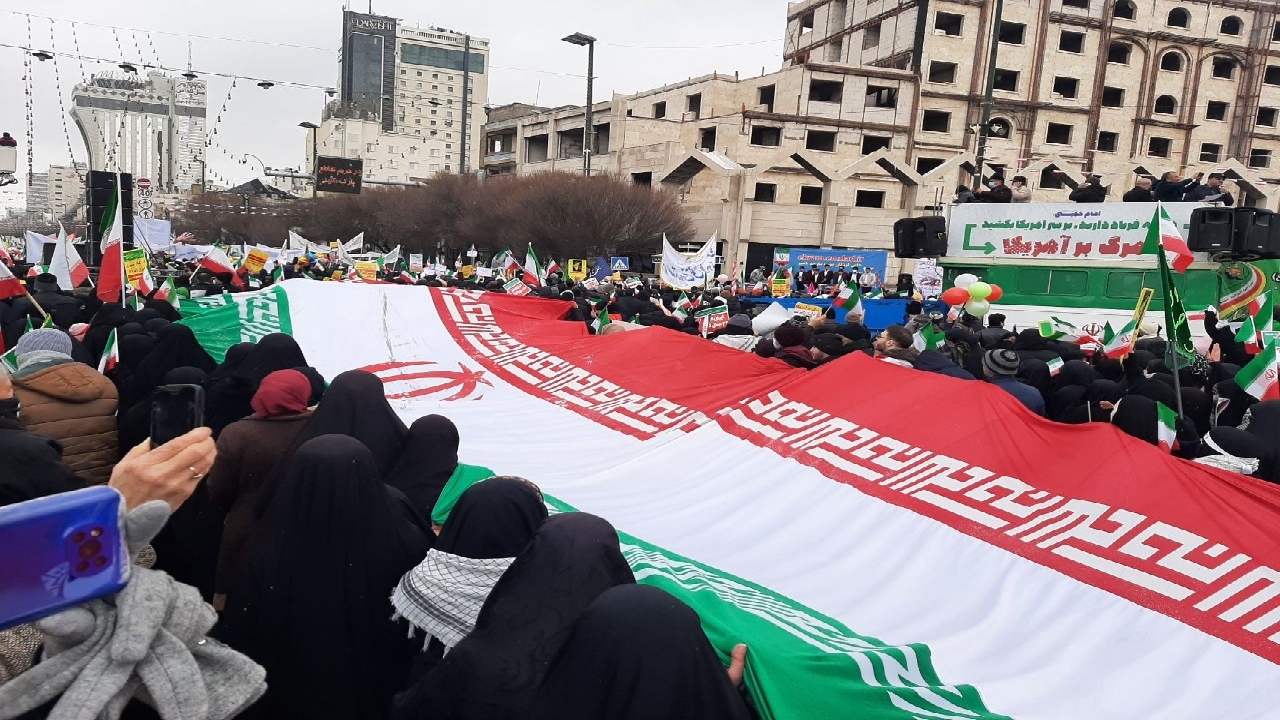 رکوردشکنی مردم مشهد در راهپیمایی ۲۲ بهمن