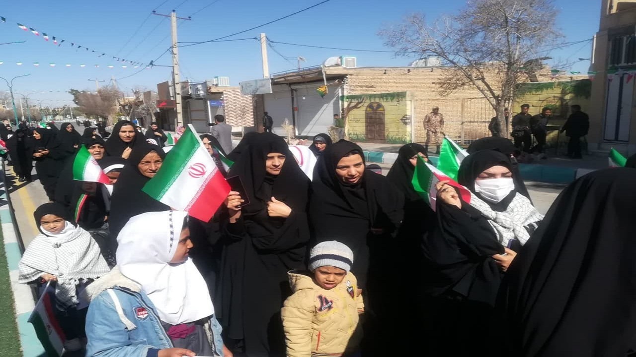 حماسه همدلی ۲۲ بهمن در شهرستان خاتم+فیلم