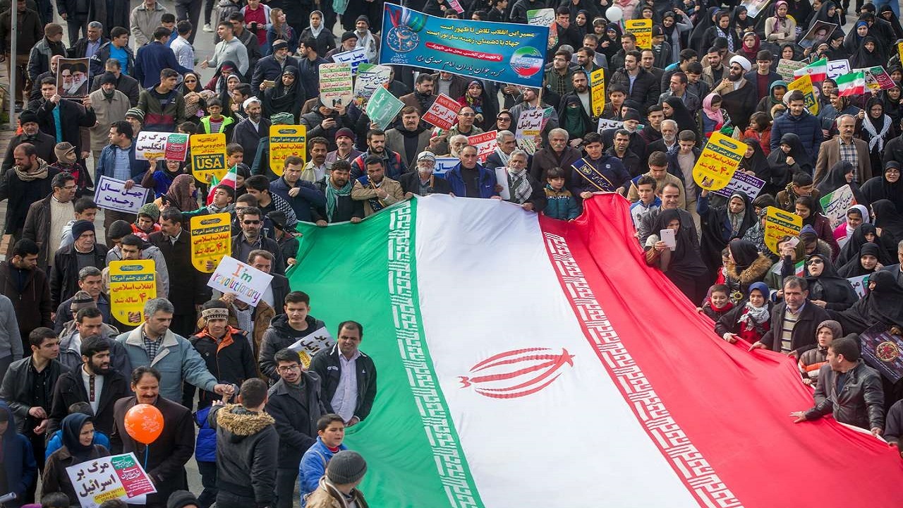 راهپیمایی یوم‌الله ۲۲ بهمن در کرمانشاه برگزار شد