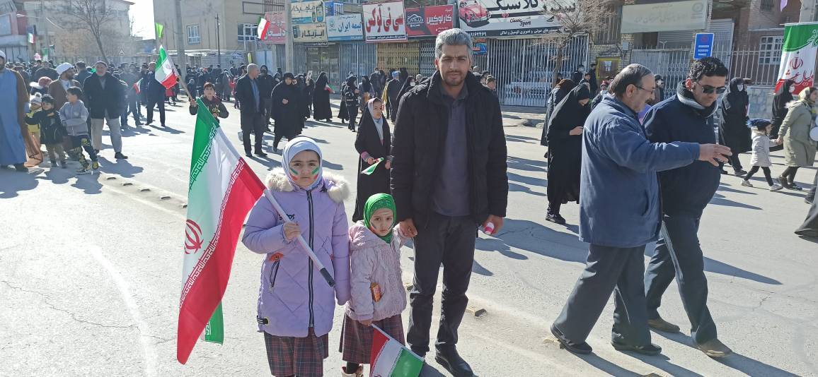 جلوه گری حماسه و عشق به انقلاب و میهن