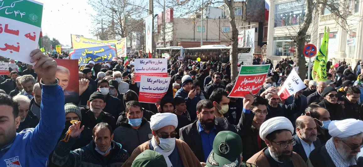 جلوه گری حماسه و عشق به انقلاب و میهن