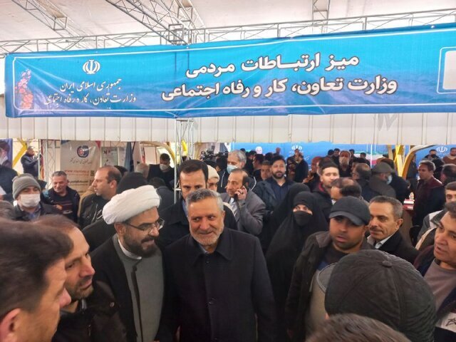 خادم ملت هستیم/مطالبات مردم به حق است و آنها را رفع می‌کنیم