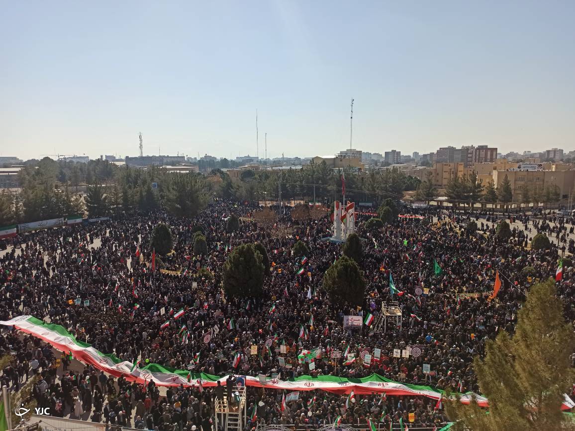 راهپیمایی مردم کرمان 22 بهمن