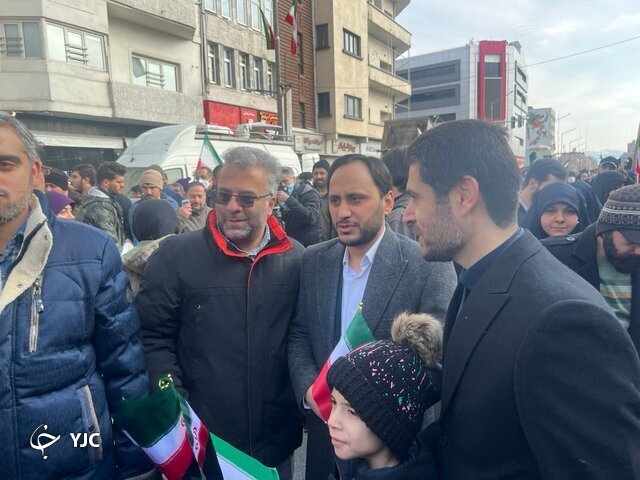 حضور گسترده ملت ایران در جشن ۴۴ سالگی انقلاب