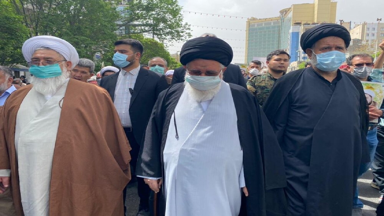 هیچ‌قدرتی نمی‌تواند ریشه انقلاب را از این خاک بکند