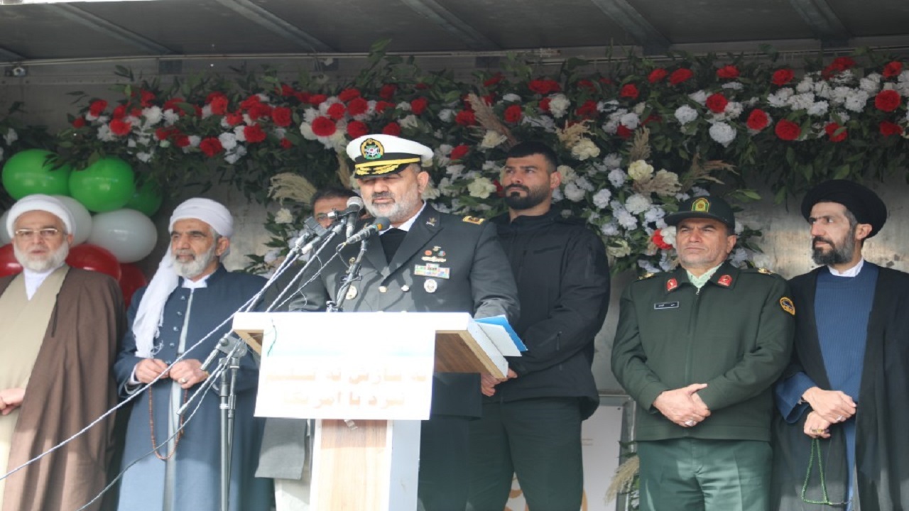 ایران اسلامی هر روز قدرتمندتر می شود / دشمن از ایران یکپارچه در هراس است