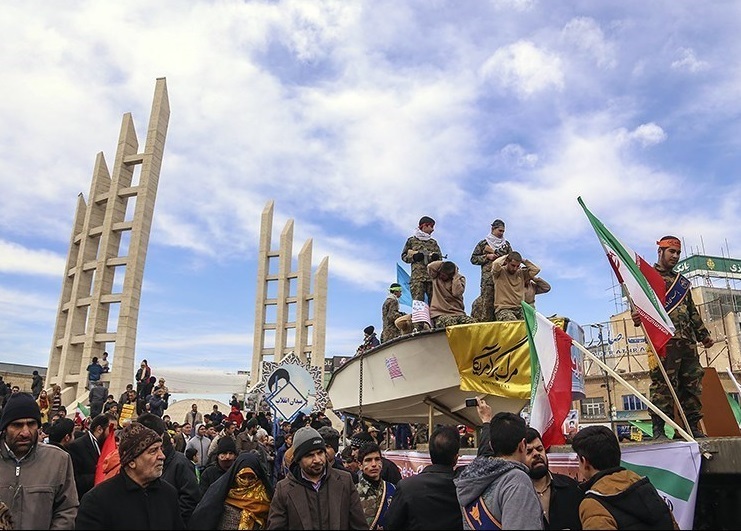 حضور زنجانیها در راهپیمایی ۲۲ بهمن حضور زنجانیها در راهپیمایی ۲۲ بهمن