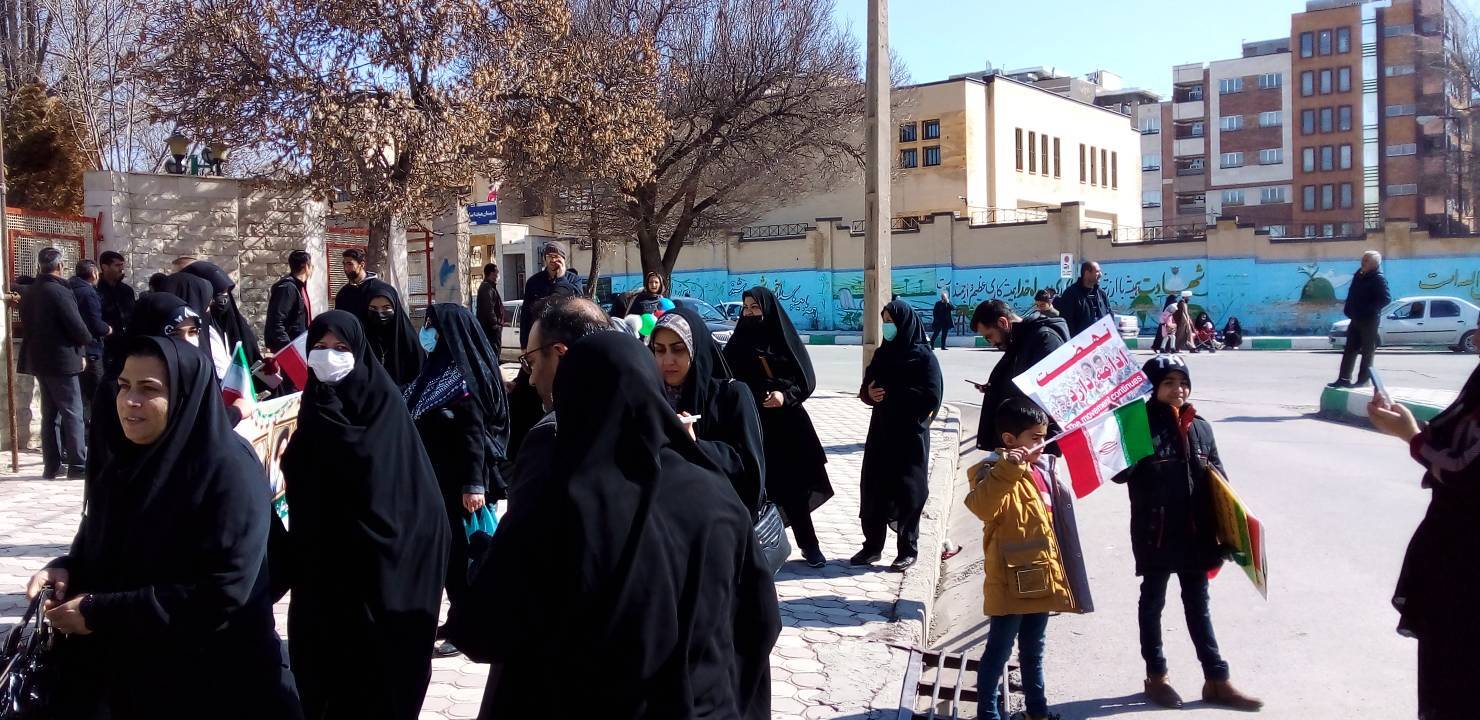 جشن 44 سالگی در شهرکرد راهپیمایی ۲۲ بهمن به روایت شهروندخبرنگارها + فیلم و تصاویر