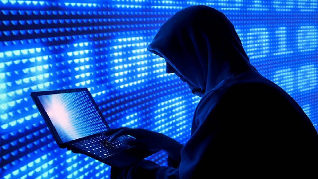تمام آنچه باید درباره پیام‌هاى جعلى در پیام رسان‌هاى داخلى بدانید