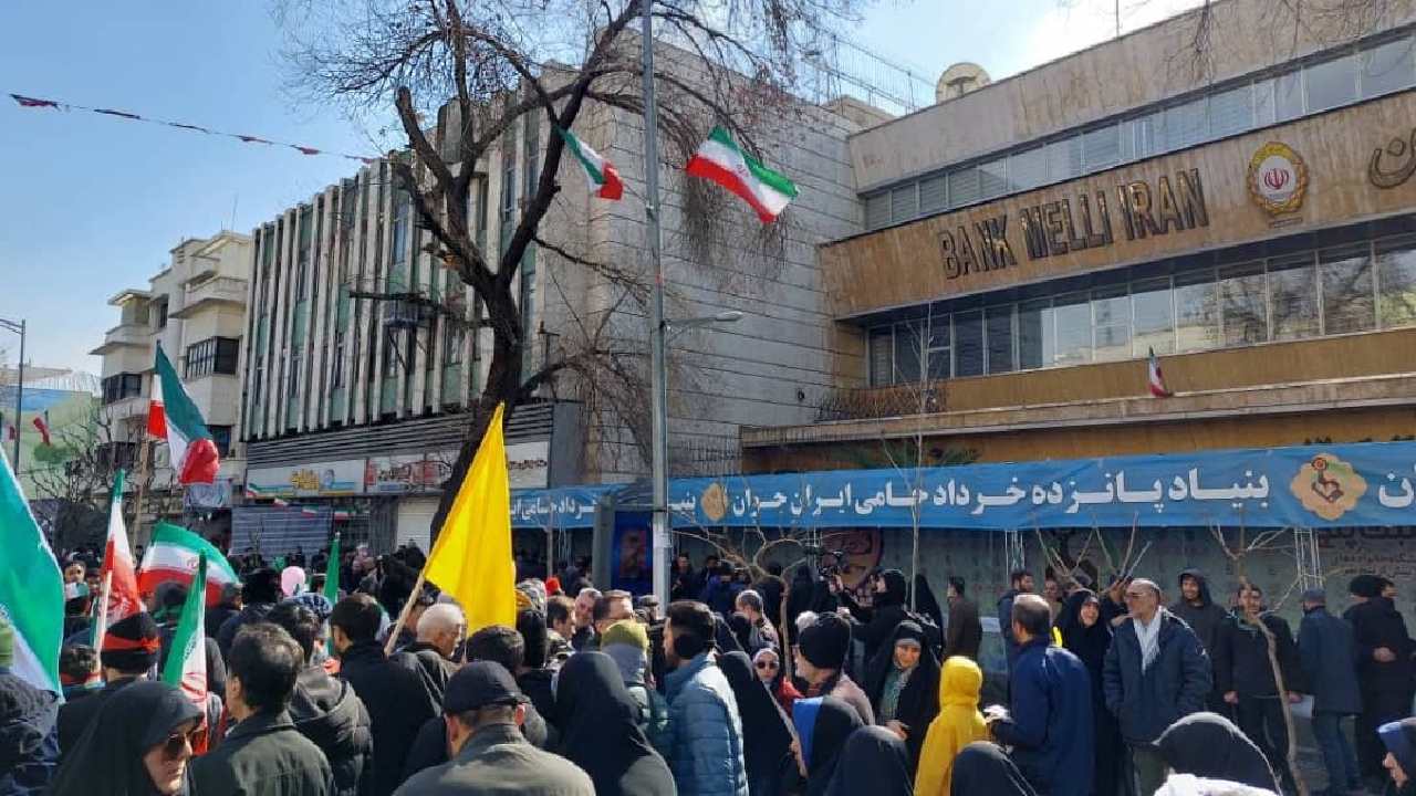 حضور بنیاد ۱۵ خرداد در راهپیمایی ۲۲ بهمن