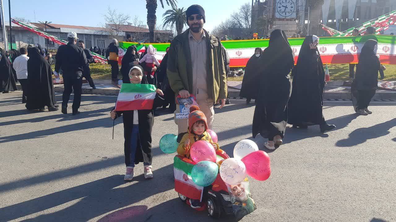 راهپیمایی ۲۲ بهمن به روایت شهروندخبرنگار&zwnj;ها + فیلم و تصاویر