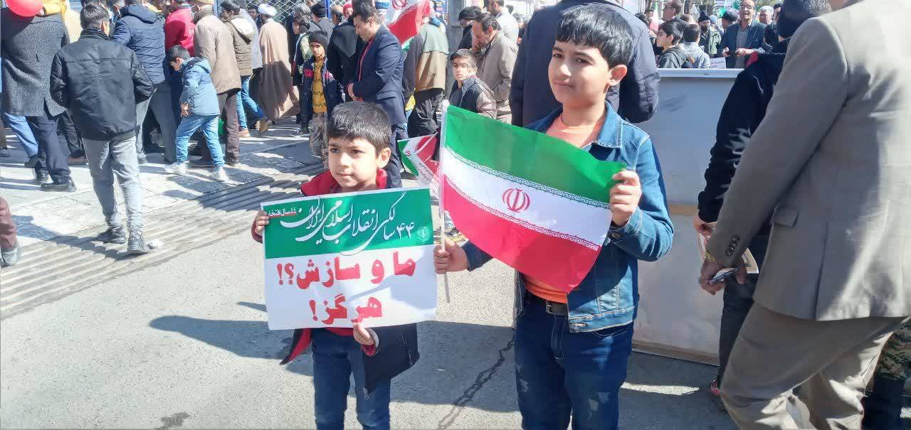 راهپیمایی ۲۲ بهمن به روایت شهروندخبرنگار&zwnj;ها + فیلم و تصاویر