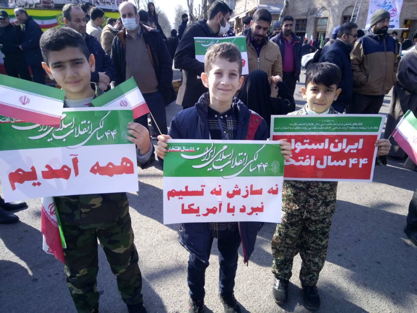 راهپیمایی ۲۲ بهمن به روایت شهروندخبرنگار&zwnj;ها + فیلم و تصاویر