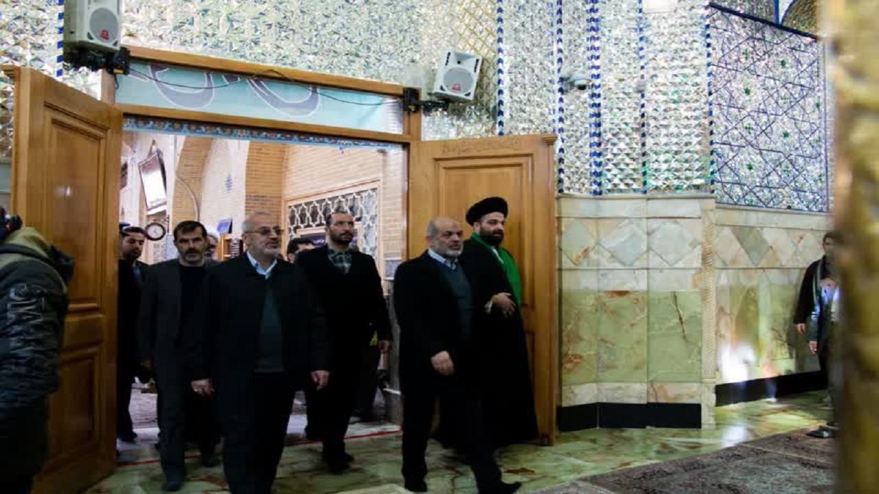 تاکید وزیر کشور بر تسریع طرح توسعه حرم موسی مبرقع(ع)