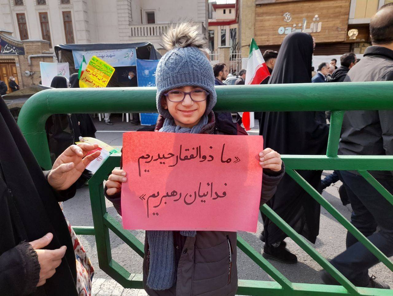 راهپیمایی ۲۲ بهمن به روایت شهروندخبرنگار&zwnj;ها + فیلم و تصاویر