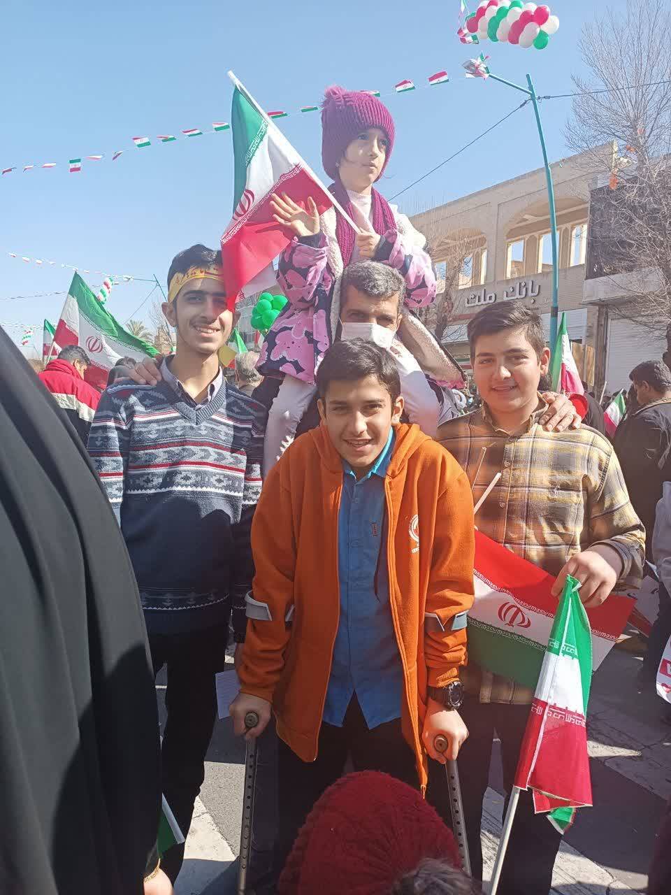 راهپیمایی ۲۲ بهمن به روایت شهروندخبرنگار&zwnj;ها + فیلم و تصاویر