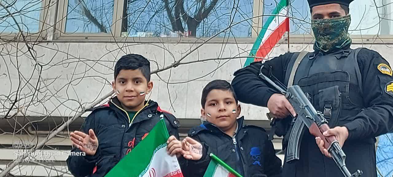 راهپیمایی ۲۲ بهمن به روایت شهروندخبرنگار&zwnj;ها + فیلم و تصاویر