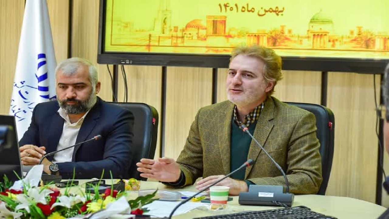 لزوم نصب کنتور هوشمند بر روی چاه‌های واحد‌های دولتی در یزد