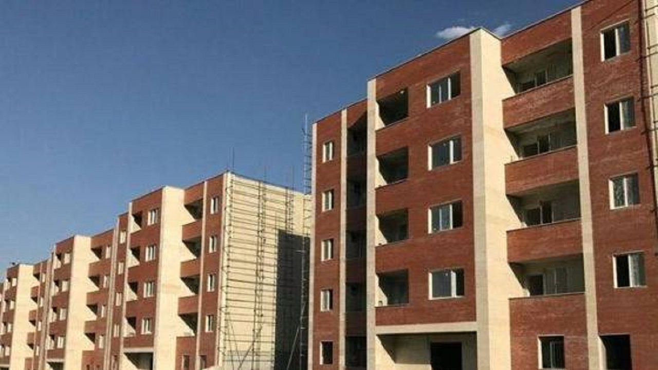 تحویل ۹۰۰ واحد مسکن به مددجویان کمیته امداد اردبیل