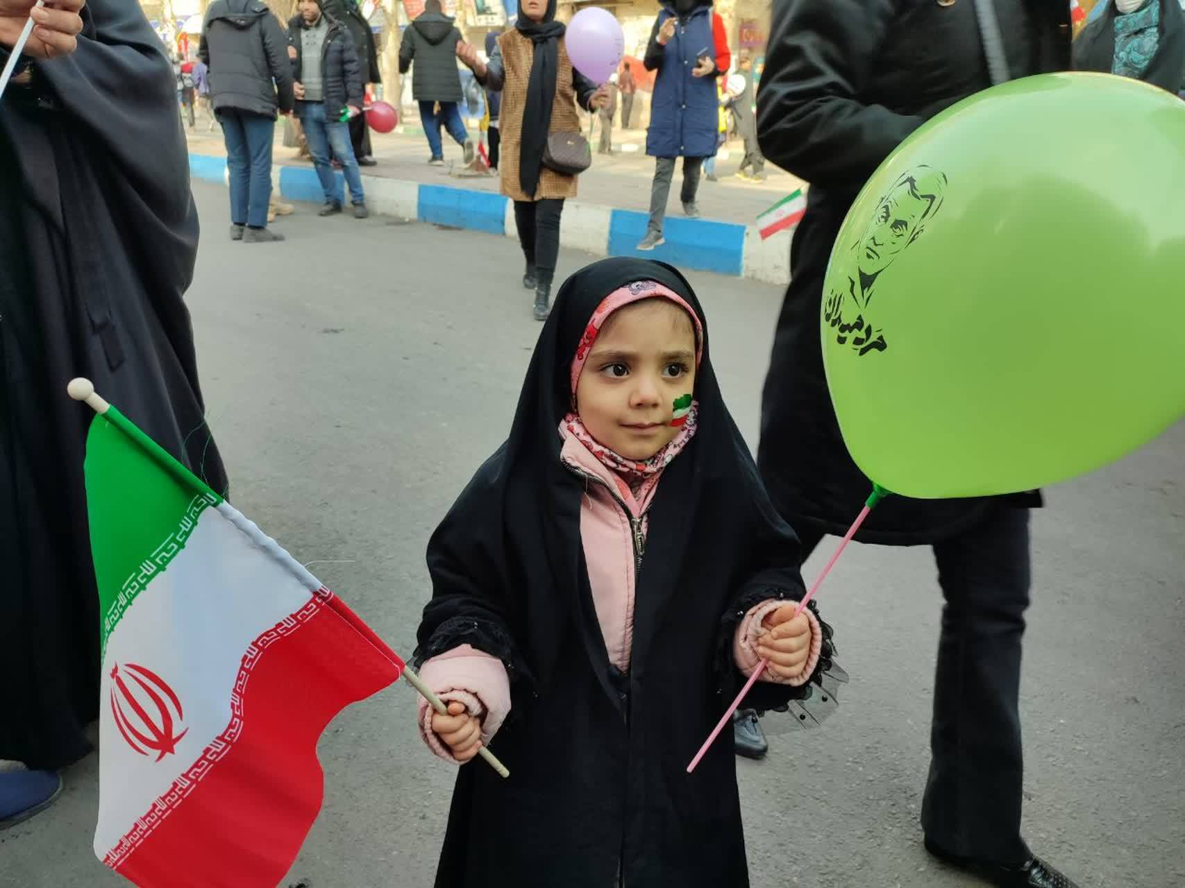 راهپیمایی ۲۲ بهمن به روایت شهروندخبرنگار&zwnj;ها + فیلم و تصاویر