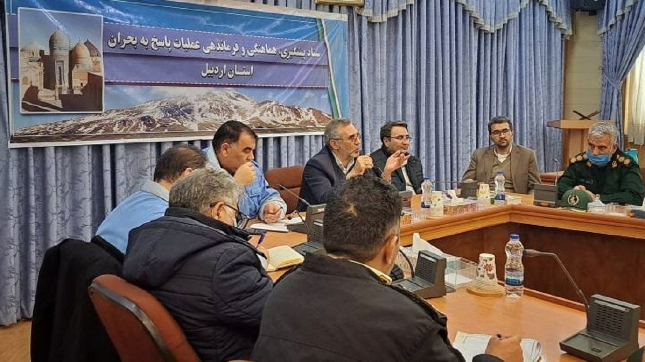 کمک‌های مردمی به زلزله‌زدگان خوی براساس نیازسنجی انجام شود