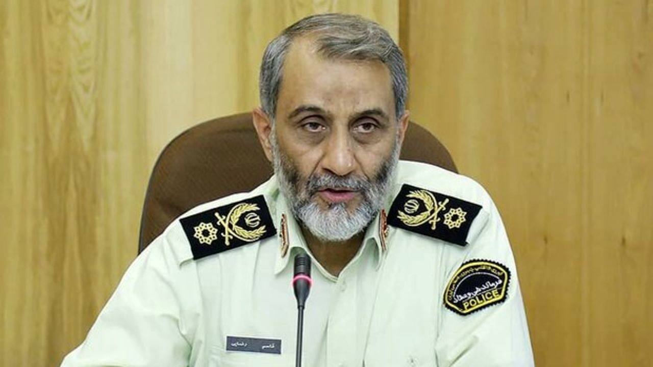 ملت ایران به جایگاه ولایت فقیه می‌بالد