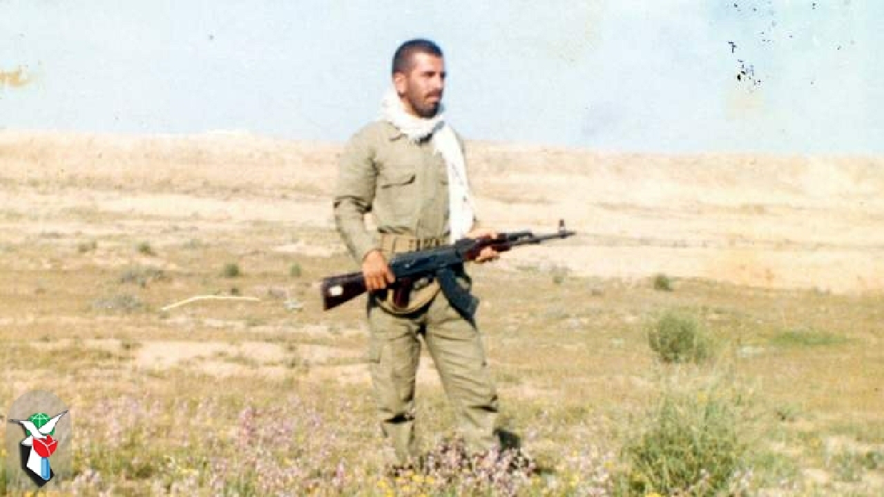 مادر شهید اصغر اکبری‌زاده آسمانی شد