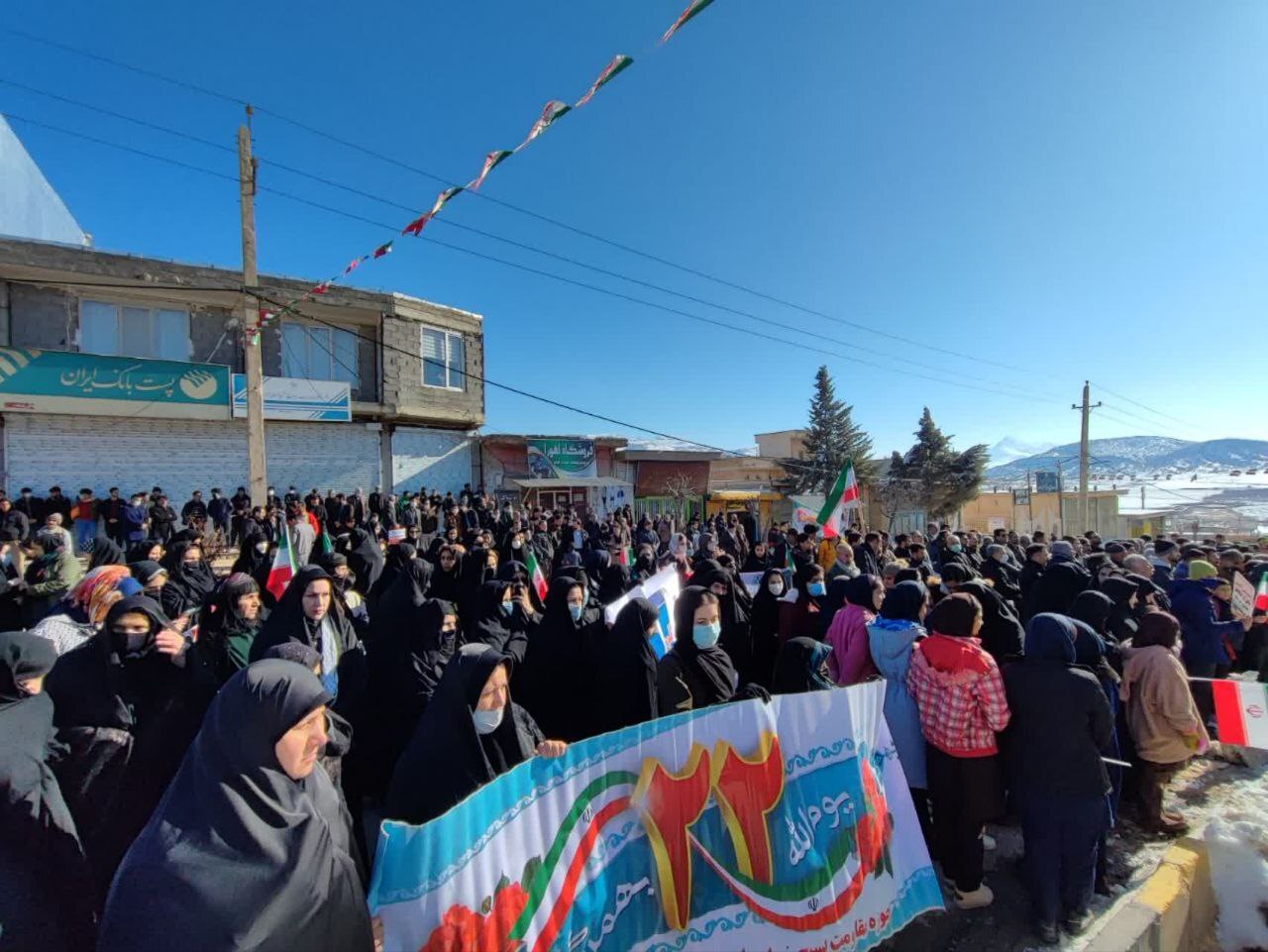 راهپیمایی 22 بهمن شهرگهواره