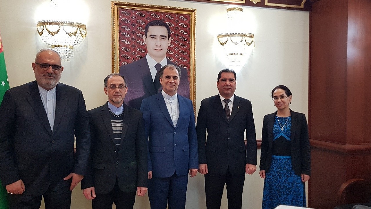 استقبال ترکمن‌ها از هفته فرهنگی ایران