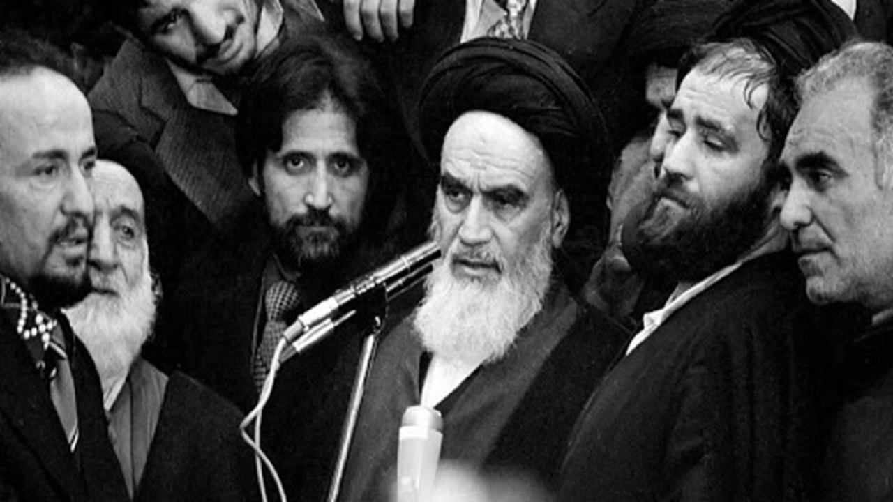 اولین سرود پخش شده از صداوسیمای جمهوری اسلامی ایران چه بود؟