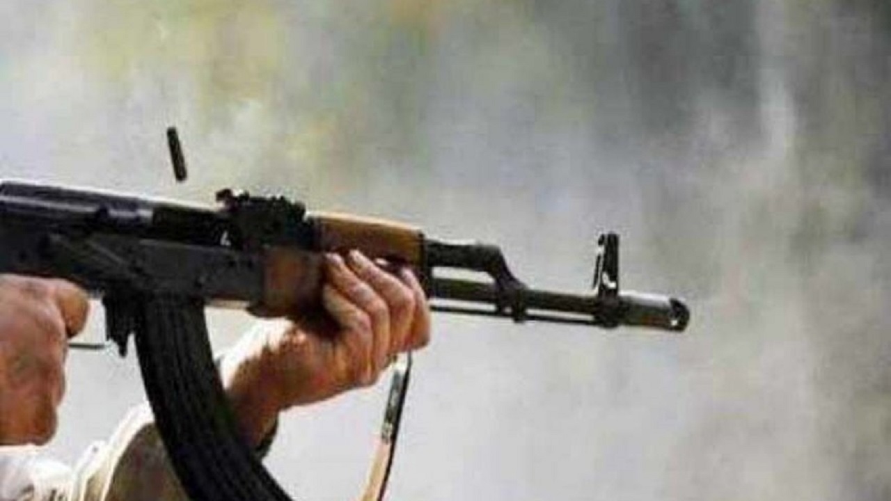 تیراندازی افراد مسلح به یک واحد صنفی در ایرانشهر