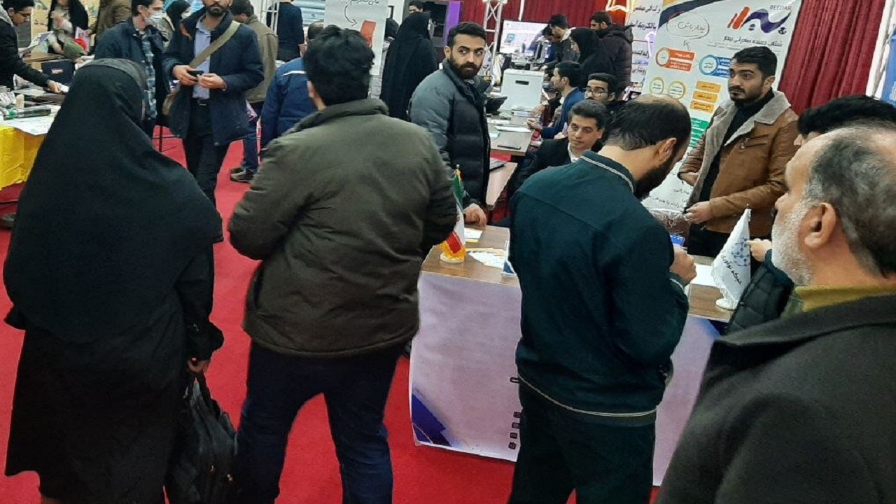 نخستین نمایشگاه کسب و کار استان سمنان در شاهرود گشایش یافت