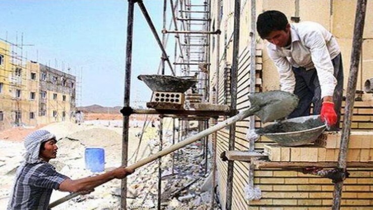 به کارگیری اتباع غیرمجاز ممنوع است