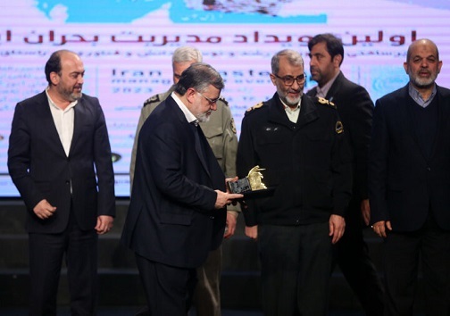 حضور مسئولان در کنار مردم زلزله زده خوی از نکات بارز مدیریت بحران است