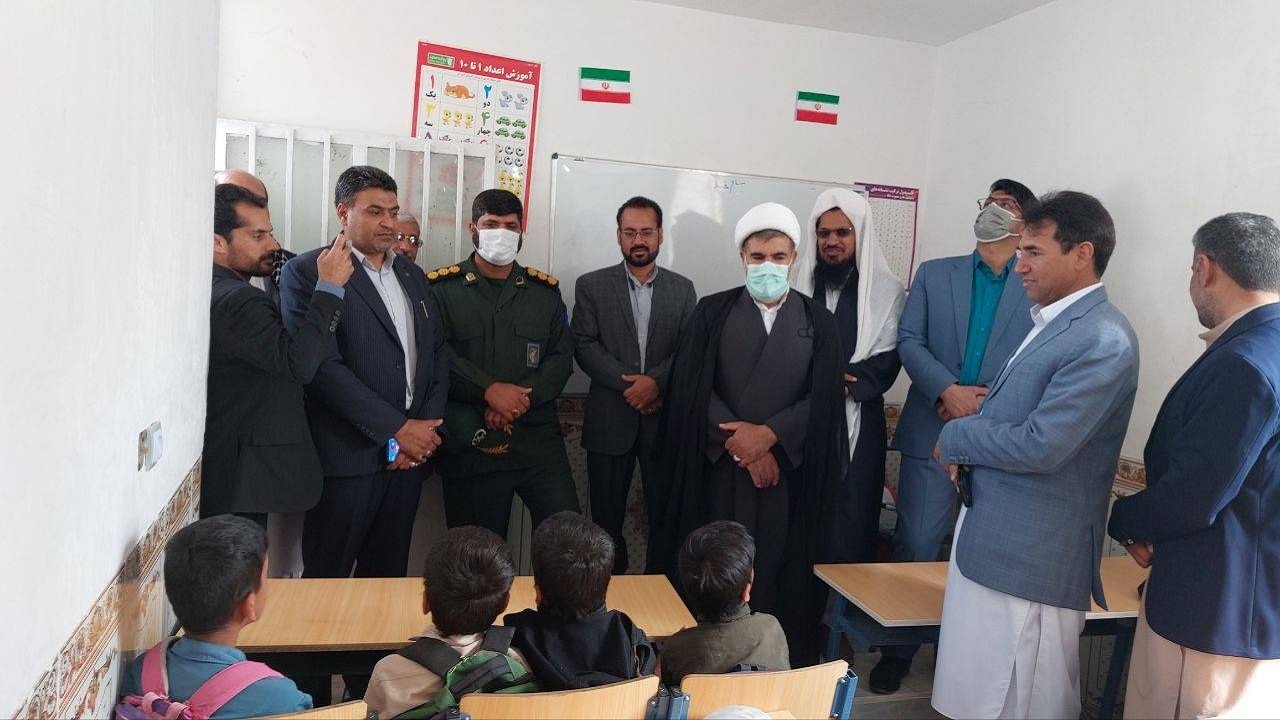 ساخت مدرسه عشایری در فهرج