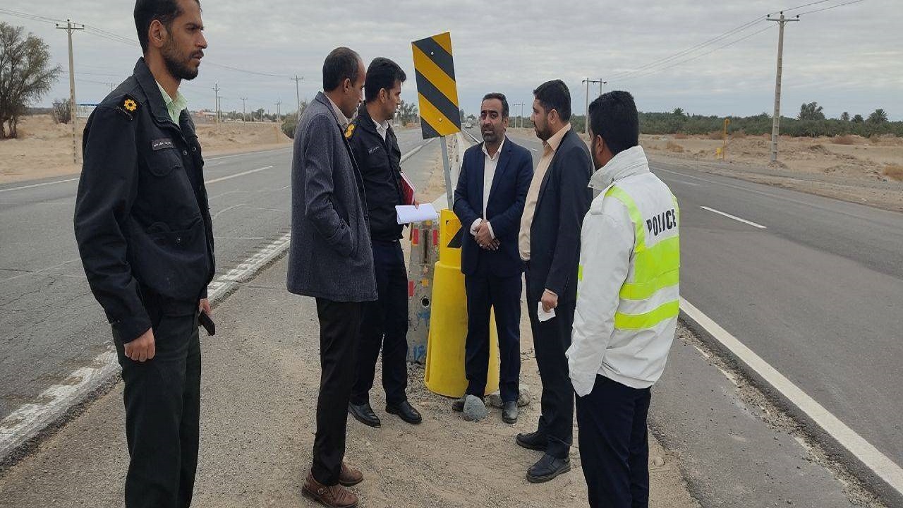 دستور اصلاح نقاط حادثه خیز محور مواصلاتی محور ریگان -ایرانشهر صادر شد