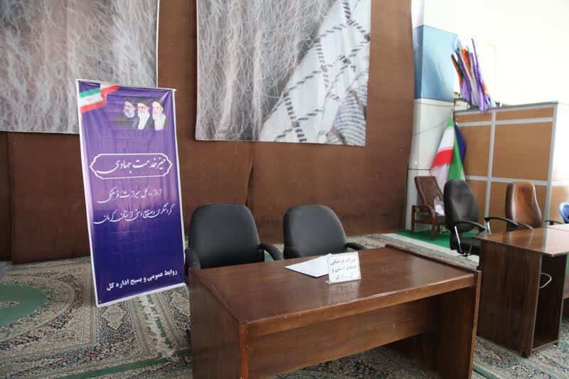برپایی میز خدمت جهادی اداره‌کل میراث‌فرهنگی کرمان در نماز جمعه